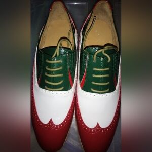 Men's Tri-Color Wingtip Oxfords | Bold Green, White & Red